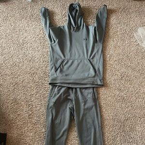 Under Armour Jogging Suit